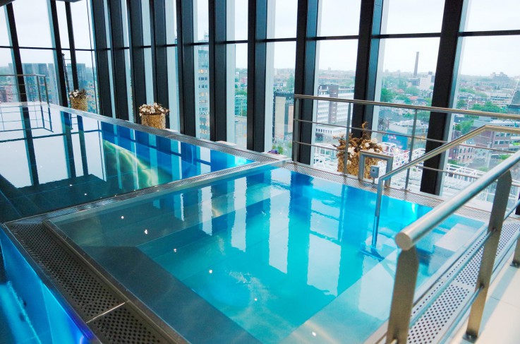 BLUE Wellnessresort Leiden - Whirlpool