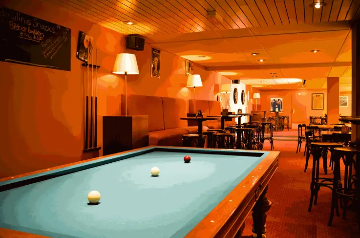 Hotelbar biljart