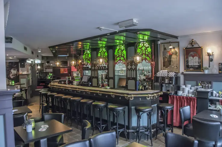 Bar