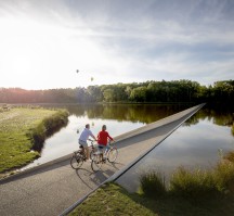 Hotel Ecu (Fietsen door het water ©Visitlimburg.be/David Samyn)