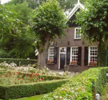 Boutique Hotel en Boerderij restaurant De Gloepe (Aanzicht)