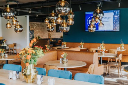 Hotel, Sportsbar & Brasserie Dorhout Mees