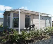Pavilion Waterfront 6
