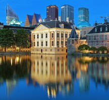 Mövenpick Hotel The Hague (Algemeen Den Haag)