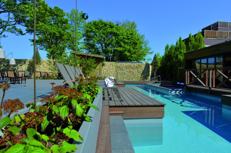 BLUE Wellness Buitenzwembad