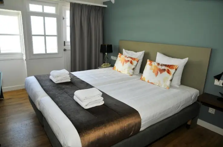 Moderne Comfort kamer met Meerzicht