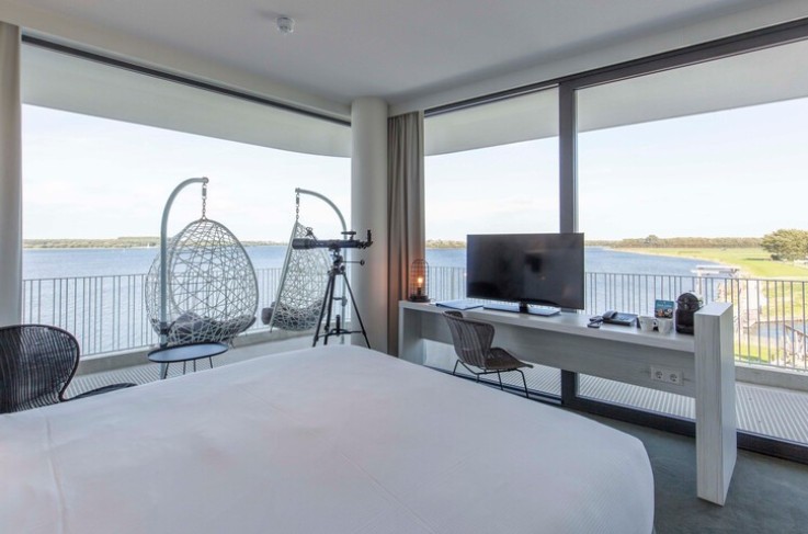 Executive kamer met meerzicht