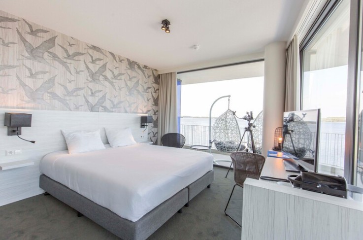 Executive kamer met meerzicht