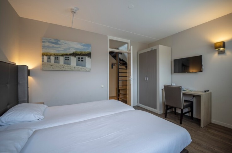 Kleine tweepersoonskamer comfort met douche