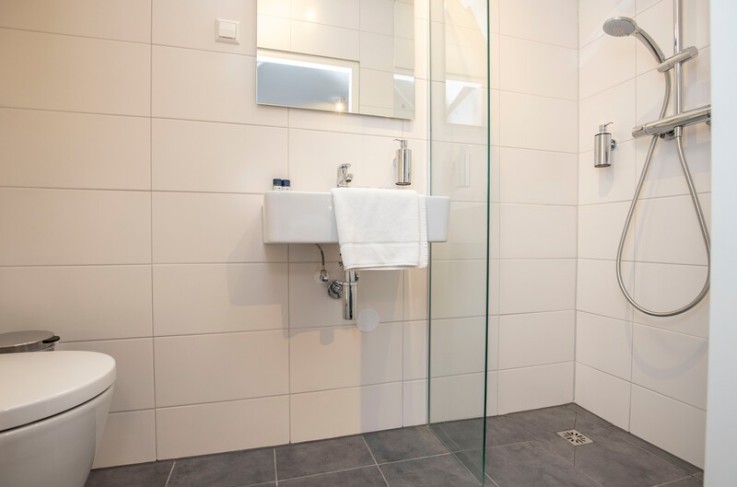 Luxe tweepersoonskamer badkamer