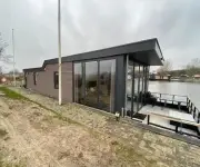 Waterlodge 6