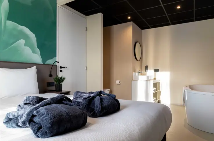 Spa suite
