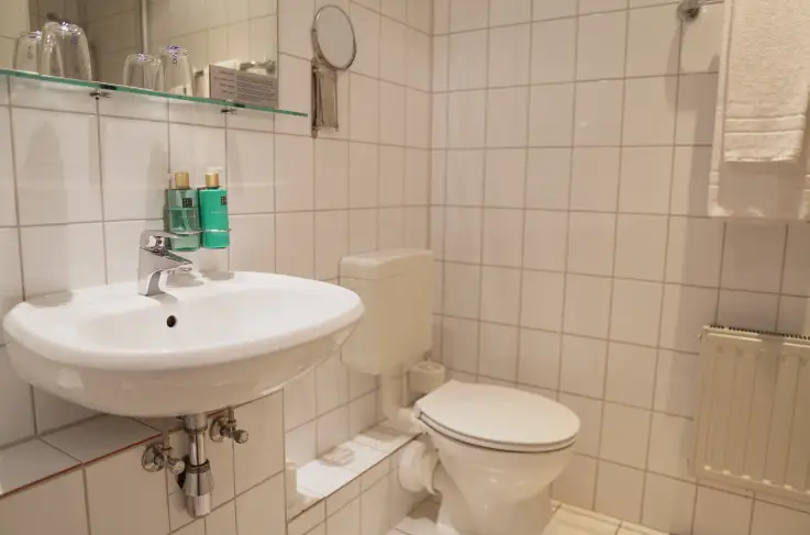 Standaard Tweepersoonskamer badkamer