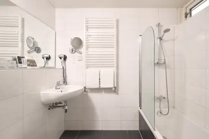 Van der Valk Hotel Hardegarijp - Leeuwarden