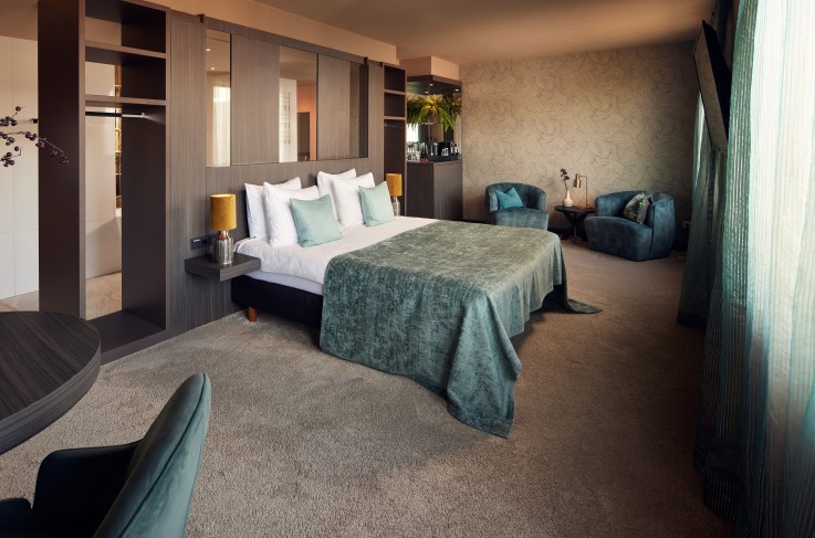 Oriental Emerald Wellness Suite