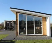 Ravenbosch royaal bubbelbad, sfeerhaard & tuinhuis