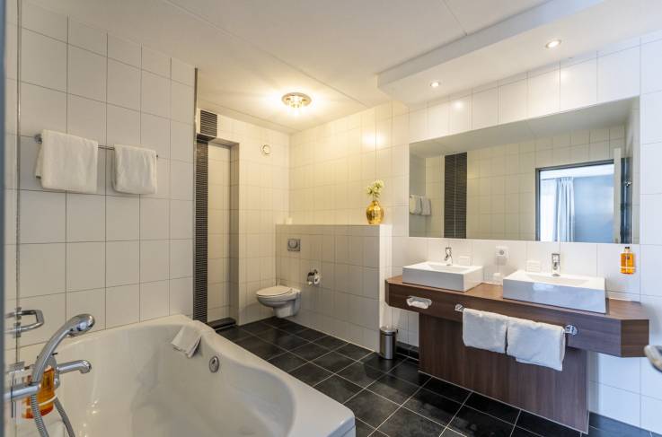 Suite (badkamer)