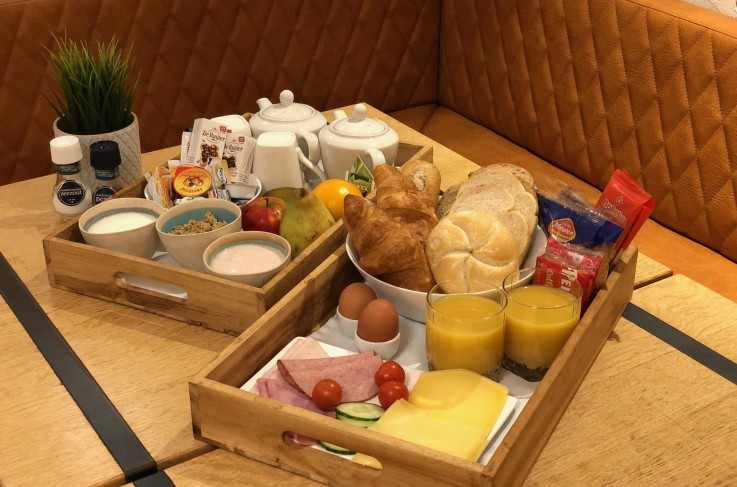 Ontbijt op de kamer