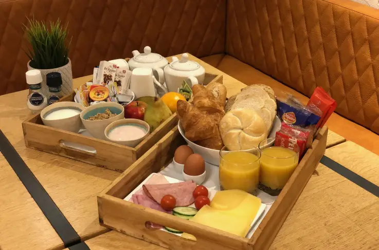 Ontbijt op de kamer