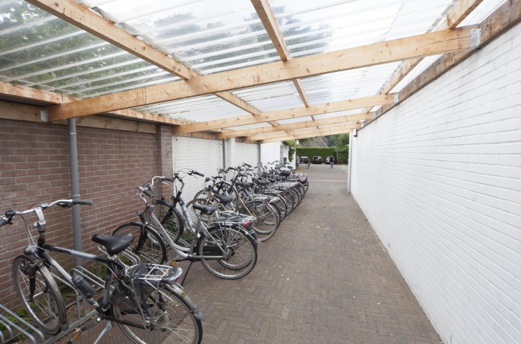 Fletcher Hotel-Restaurant Hellendoorn- Fietsenstalling