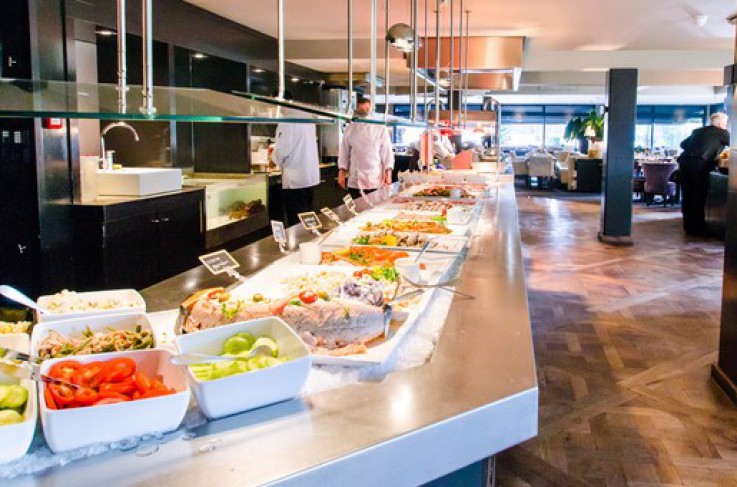 Van der Valk Hotel Apeldoorn - De Cantharel - Live Cooking buffet