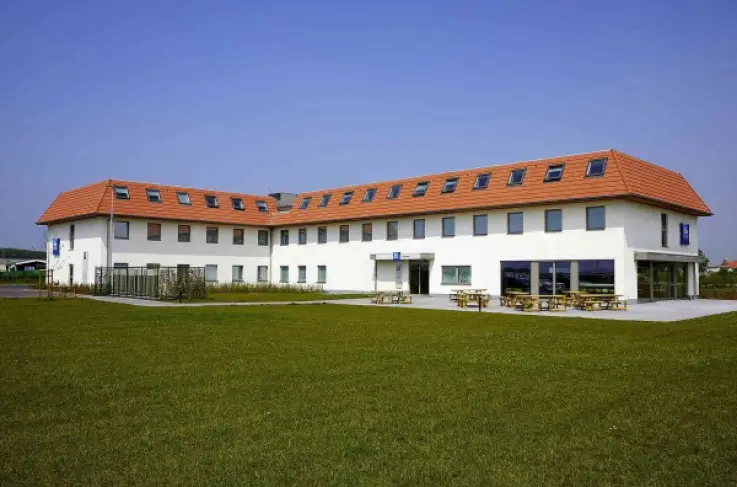 ibis budget Oostende Airport - Aanzicht